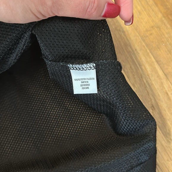 *last day 5/12* Recycled Karma University | Women’s black Huskers jersey - Picture 10 of 16